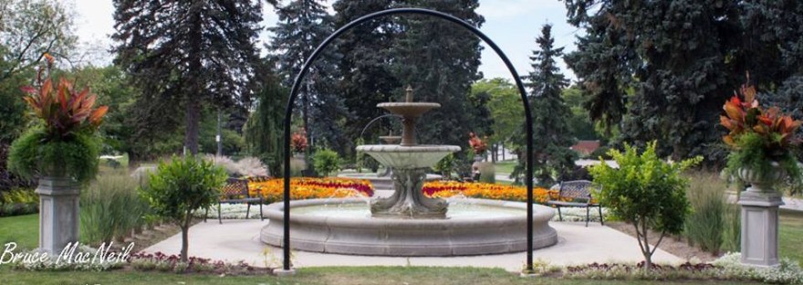 Janzen fountain in Rockway Gardens